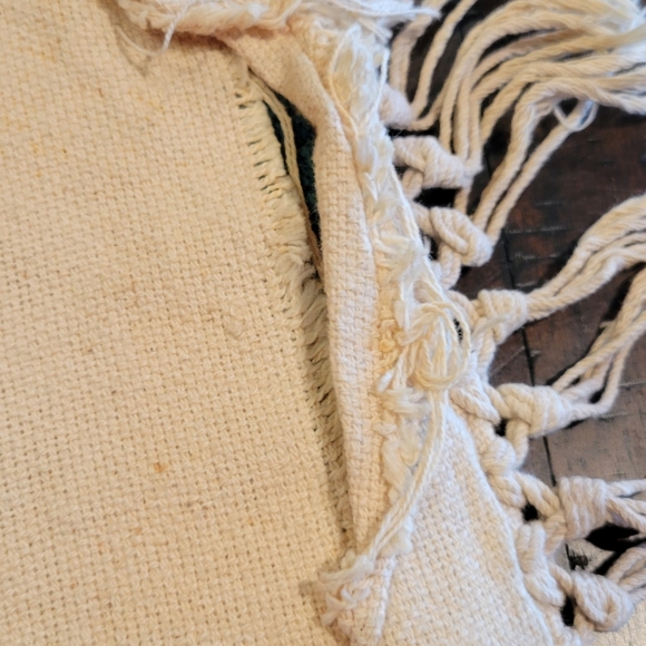 Hand Tufted Chinese Rug - Picture 5 of 5